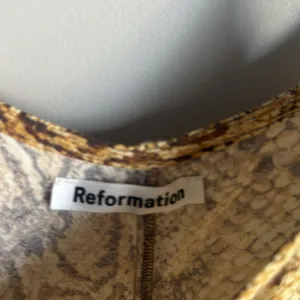 REFORMATION Vivette Snakeskin Mini Dress Medium thumbnail 9