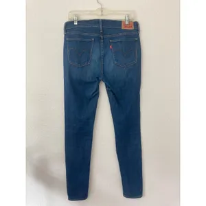 Levi's Women's 710 Super Skinny Modern Minimalist Clean Girl Blue Denim Jeans 30 thumbnail 7