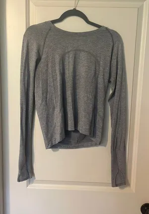 Lululemon Long Sleeve Swiftly Tech Race Length 2.0 thumbnail 1