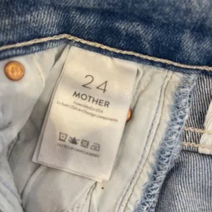 MOTHER‎ The Insider Crop Step Fray Jeans Light Wash Distressed Size 24 thumbnail 9