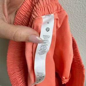 Lululemon Hotty Hot 4” Lined Swift Size 6 Small Orange Creamsicle Sunset thumbnail 4