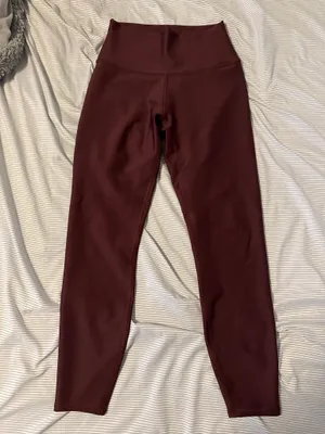 Alo yoga Burgundy truffle airlift winter warm high-waist leggings thumbnail 3