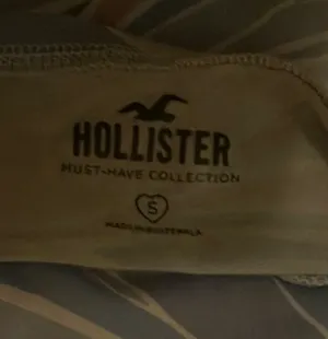 Hollister Cropped Shirt thumbnail 4