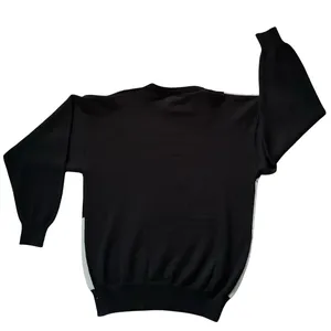 Vintage 90s Bear Sweater Knit Size S Made in Hong Kong Novelty Graphic Top thumbnail 2