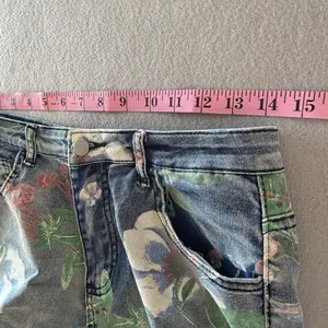 Women's Denim Floral Stamped Jeans Size Large #260709 thumbnail 5