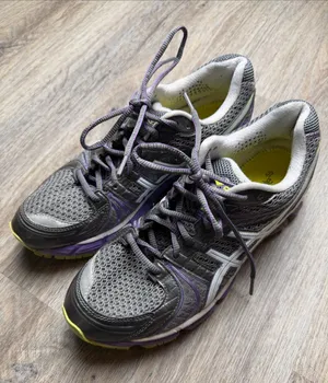ASICS GEL-Kayano 18 Stability Trainer Running Shoes (Gray/ Purple) Size 10 thumbnail 1