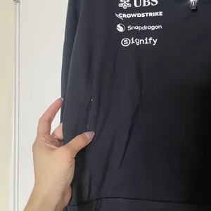 NEW Adidas Mercedes AMG Petronas Formula 1 Team Engineers Quarter Zip sweatshirt thumbnail 5