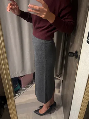 NWT Gap Column Merino Wool Sweater Skirt Midi in Gray Size XS thumbnail 3