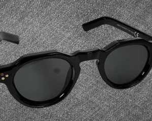Black Round Sunglasses Gold Rivet Retro Style - Unbranded thumbnail 1