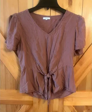 Maurices Brown V Neck Top blouse Size XS (3136) thumbnail 1