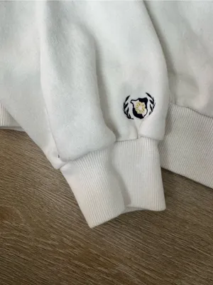 Abercrombie Marseille France Crest White Crewneck Sweatshirt thumbnail 5