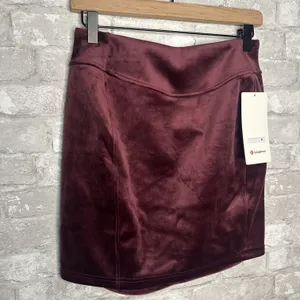 Lululemon Scuba High Rise Mini Skirt Velvet NWT Size XL (GARN) LW8AL9S thumbnail 2