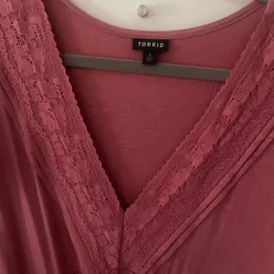 Torrid Size 2 Top thumbnail 3