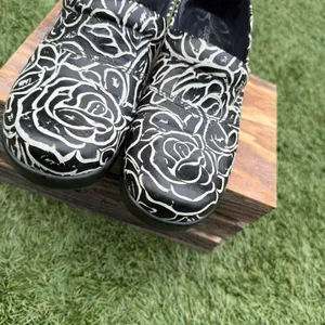abeo Floral Leather Comfort Clogs 🌸👟 Ortopédicos B.I.O thumbnail 3
