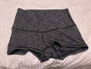 Lululemon Shorts thumbnail 1