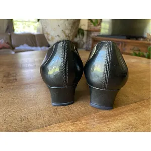 Trotters DORIS Round Toe Business Slip On Loafer Patent Leather 8M thumbnail 2