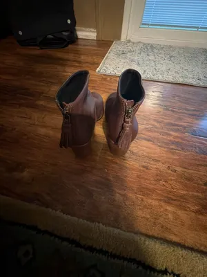 TOMS Carpe Diem Brown Leather Ankle Booties with Tassel Back Zipper thumbnail 4