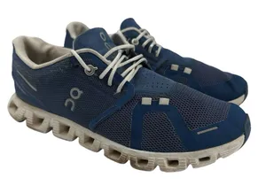ON‎ Women's Cloud 5 Running Shoe Denim/White Blue Size 8.5 thumbnail 1