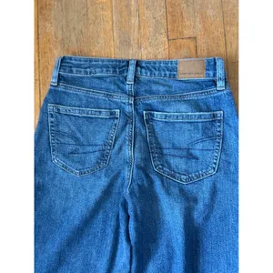 American Eagle Super High Rise Baggy Wide Leg Jeans Medium Wash Cut Off Hem 0 S thumbnail 6