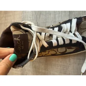 Coach Signature C High-Top Sneakers Brown Black Women's Size 8.5 Y2K thumbnail 4