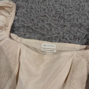 Urban Outfitters Top thumbnail 2