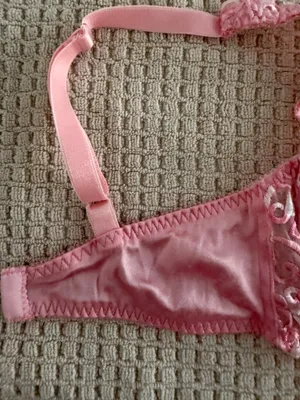 Victoria’s Secret pink lace heart Bra 36B thumbnail 5