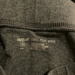 Aerie Chill Play‎ Move Gray Cotton Leggings thumbnail 2