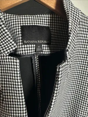 NEW Banana Republic Black White Houndstooth Cropped Blazer Classic Preppy Size 4 thumbnail 3