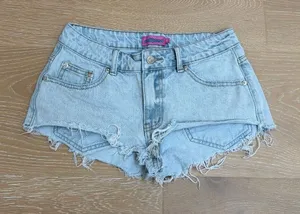 Edikted Shorts Cut Off Frayed Size XS Blue thumbnail 1