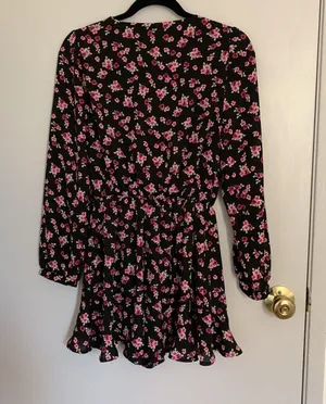 Black Floral Romper V-Neck Surplice ruffle hem, long sleeve size XS thumbnail 2