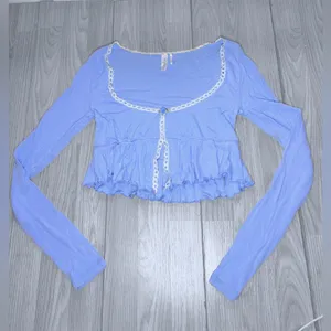 URBAN OUTFITTERS Women’s Long Sleeve Lace Trim Babydoll Top thumbnail 2