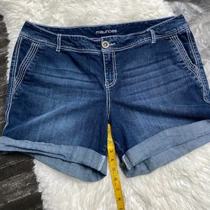 Maurices Blue Denim White Stitching Cuffed Shorts Y2k Summer Spring Grunge Alt thumbnail 5