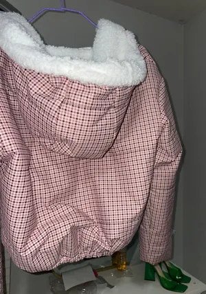 pink plaid puffer jacket Size M thumbnail 2