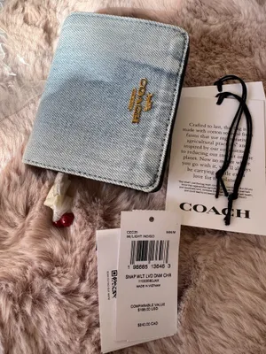 NWT Coach Snap Wallet In Loved Denim With Charm CEC35 denim/Gold/Light Indigo thumbnail 7