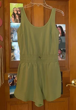 Abercrombie & Fitch athletic romper  thumbnail 1