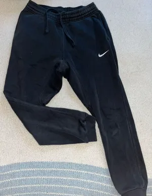 Nike Joggers thumbnail 1