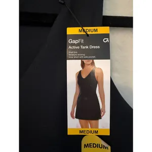 GapFit Active Tank Dress Womens Medium Black NWT Tennis Pickleball Exercise Mini thumbnail 2