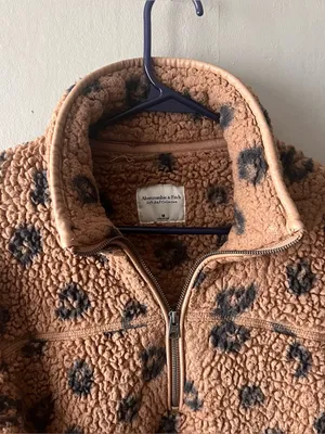 Abercrombie & Fitch Brown Leopard Sherpa Half Zip Sweater Size Medium thumbnail 4