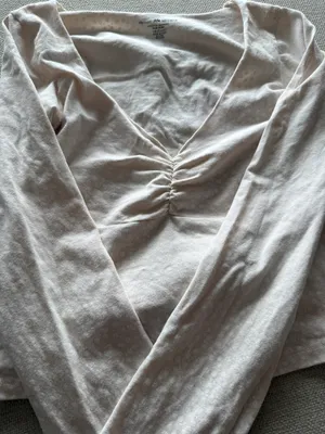 Brandy Melville Pink Long Sleeve Crop Top thumbnail 2