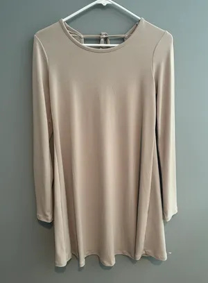 Tan Dress Size M thumbnail 1