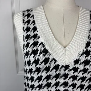 Abercrombie and fitch sleeveless mini sweater dress thumbnail 2