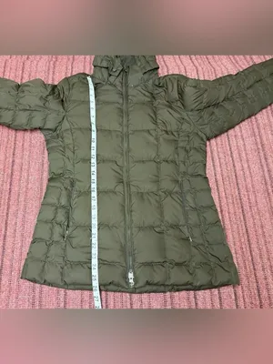 Patagonia Women's Hooded Goose Doen Quilted Puffer Jacket Brown — Size Medium thumbnail 3
