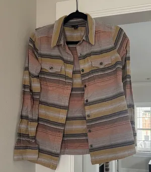 Patagonia Women’s Button Down Flannel thumbnail 1