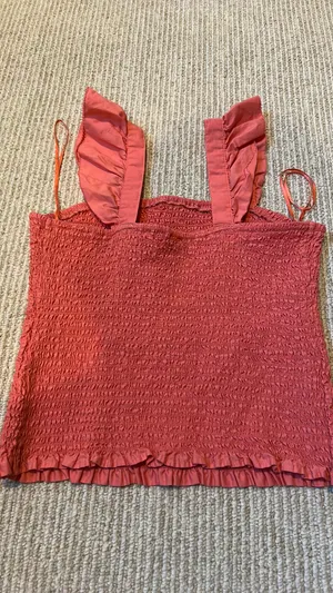 Old Navy Coral Ruffle Top M thumbnail 3