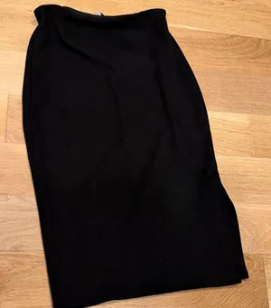bebe pebble faux‎ suede Black High-Waist Pencil midi Skirt medium nwt thumbnail 1