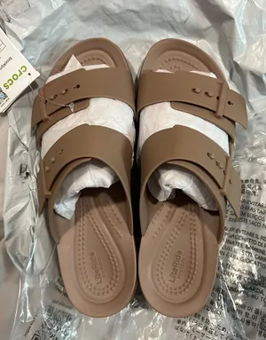 Crocs Brooklyn Buckle low thumbnail 1