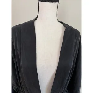 Lunya Black Washable Silk Long Sleeve Belted Lounge Robe Size XS/SM thumbnail 5