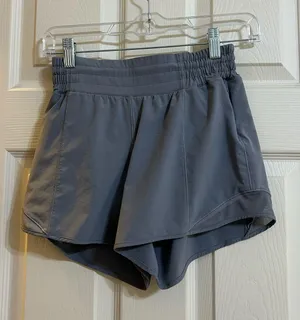 Lululemon Hotty Hot High-Rise 4" thumbnail 2