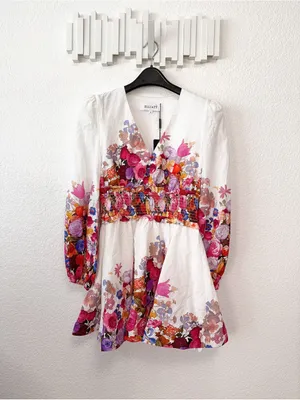 Elliatt Alice Long Sleeve Mini Dress in Ombre Floral $308 Size Small Vacation thumbnail 9