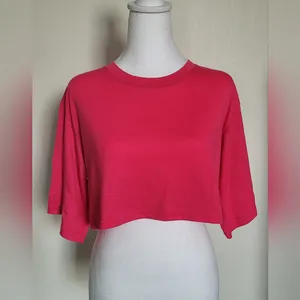 Shein Bright Pink Short Sleeve Crop Top Size Medium thumbnail 2